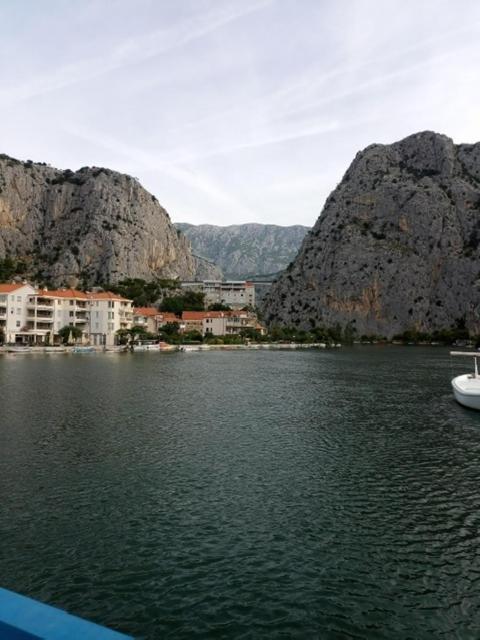 Panorama Sea View Apartment H Omis Exterior photo
